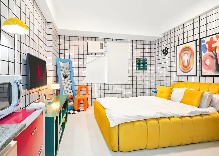 Hotel The Play Haus Aesthetic Across Naia Terminal 3 *
